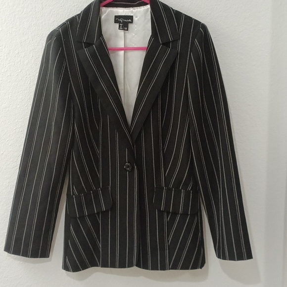 Jackets & Blazers - My Michelle Classic Single Button Blazer Size 5/6